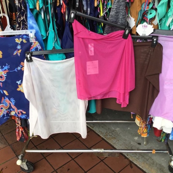 FREE!!$$ Hip scarf with bundle! - Picture 1 of 1